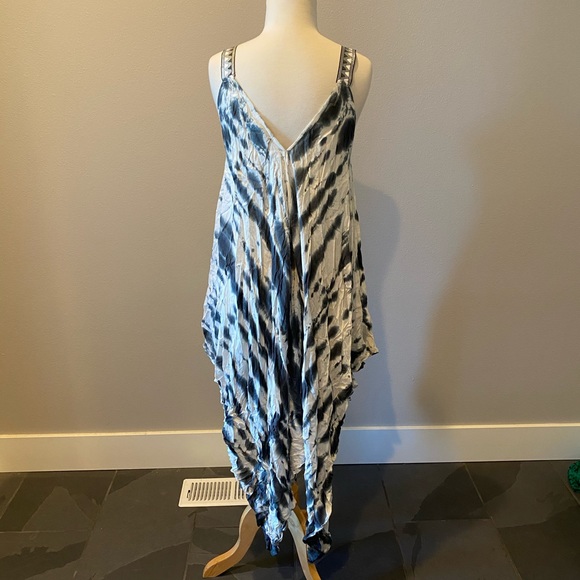 Flowy coverup - Picture 4 of 9